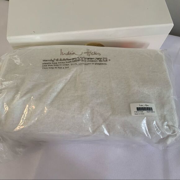 India Hicks Countess Bag - Silver - NWT - Picture 9 of 10